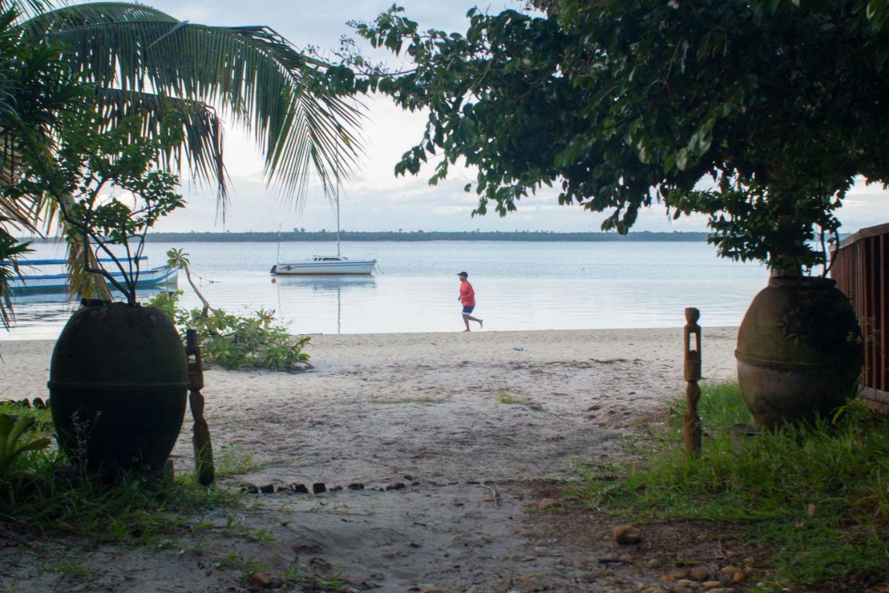 Les Acacias Bungalows Manambolo 외부 사진